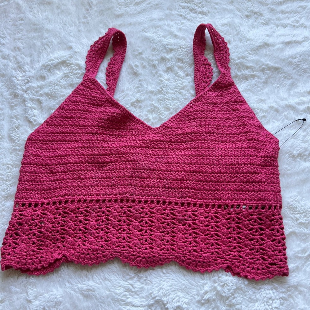 American Eagle Magenta Pink Crochet Cami Top Scallop Hem Medium NWOT Summer Boho